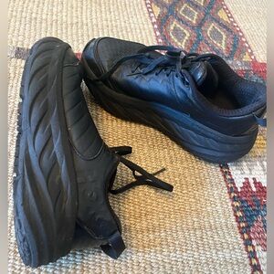 Hoka Bondi SR women’s sneakers black leather